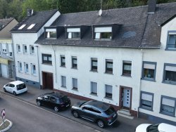Straßenansicht Straßenansicht