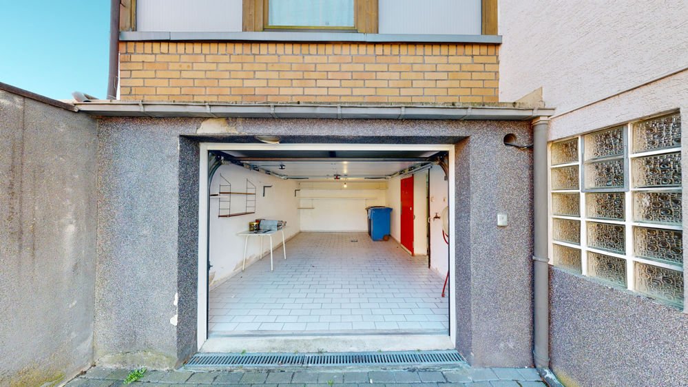 Garage mit Funktor Garage mit Funktor