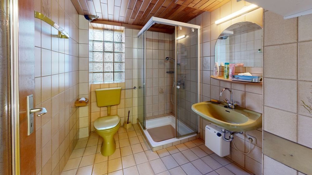Keller WC Keller WC