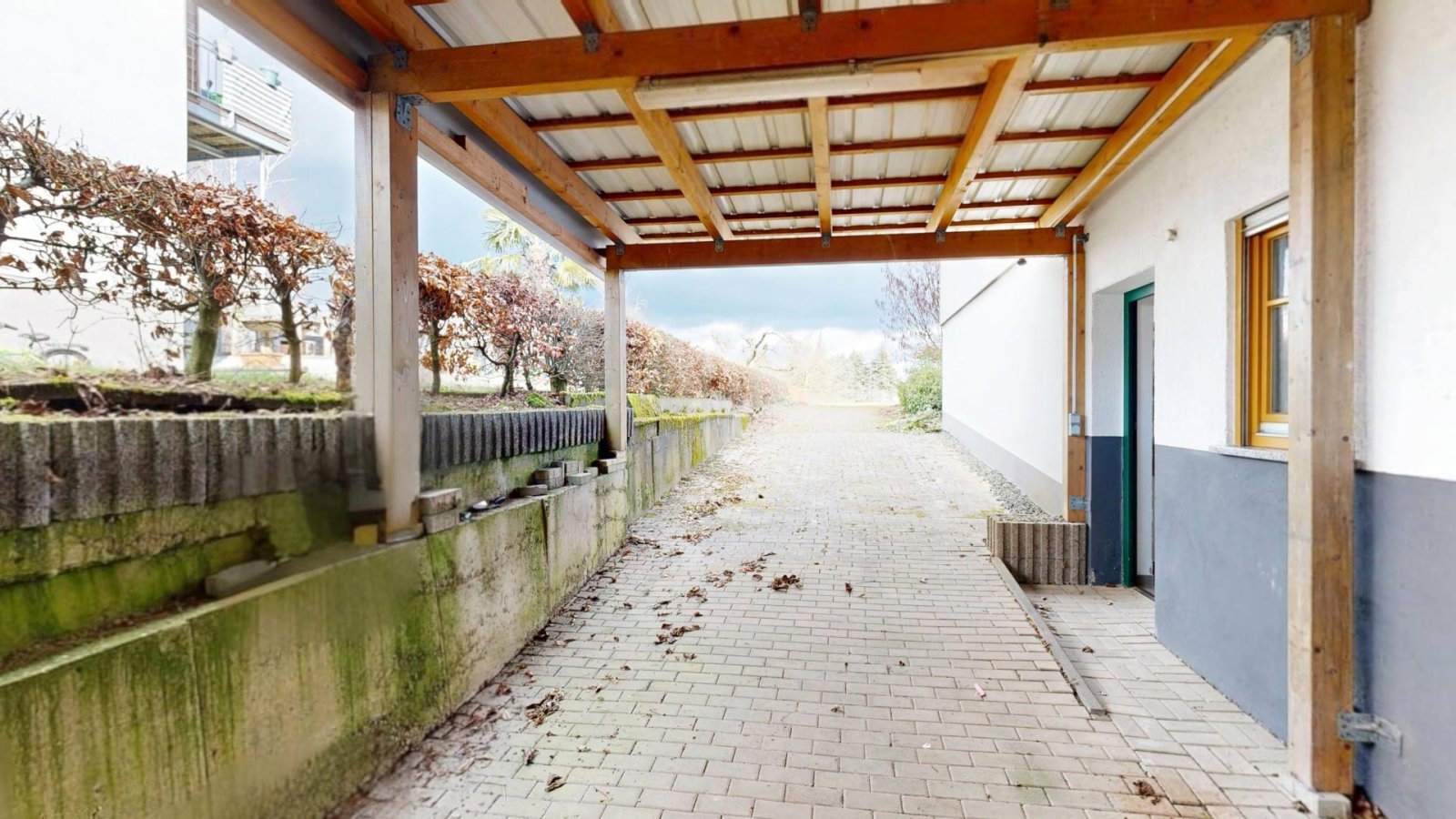 Carport vor Garage Untergeschoss Carport vor Garage Untergeschoss