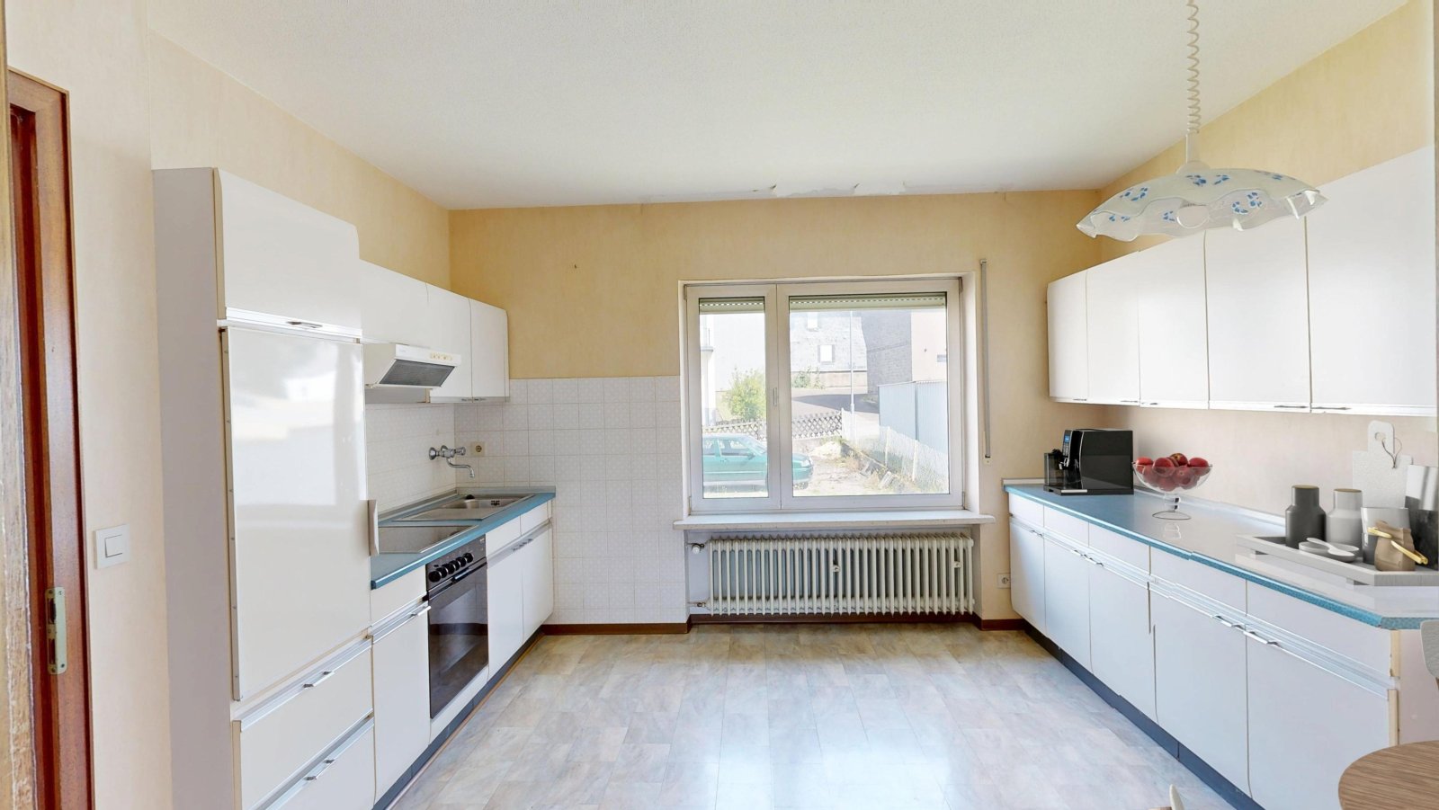 OG geräumige Küche OG geräumige Küche