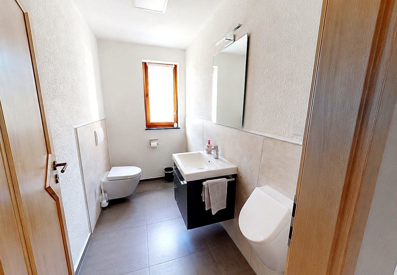 Gästetoilette EG Gästetoilette EG